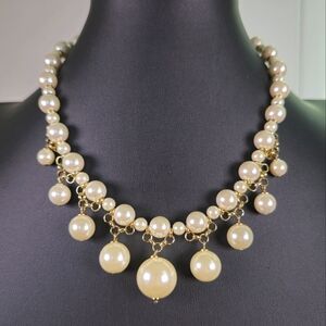 Chunky Faux Pearl Necklace